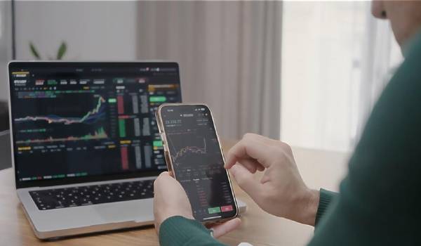 مزایا بروکرهای بدون کمیسیون